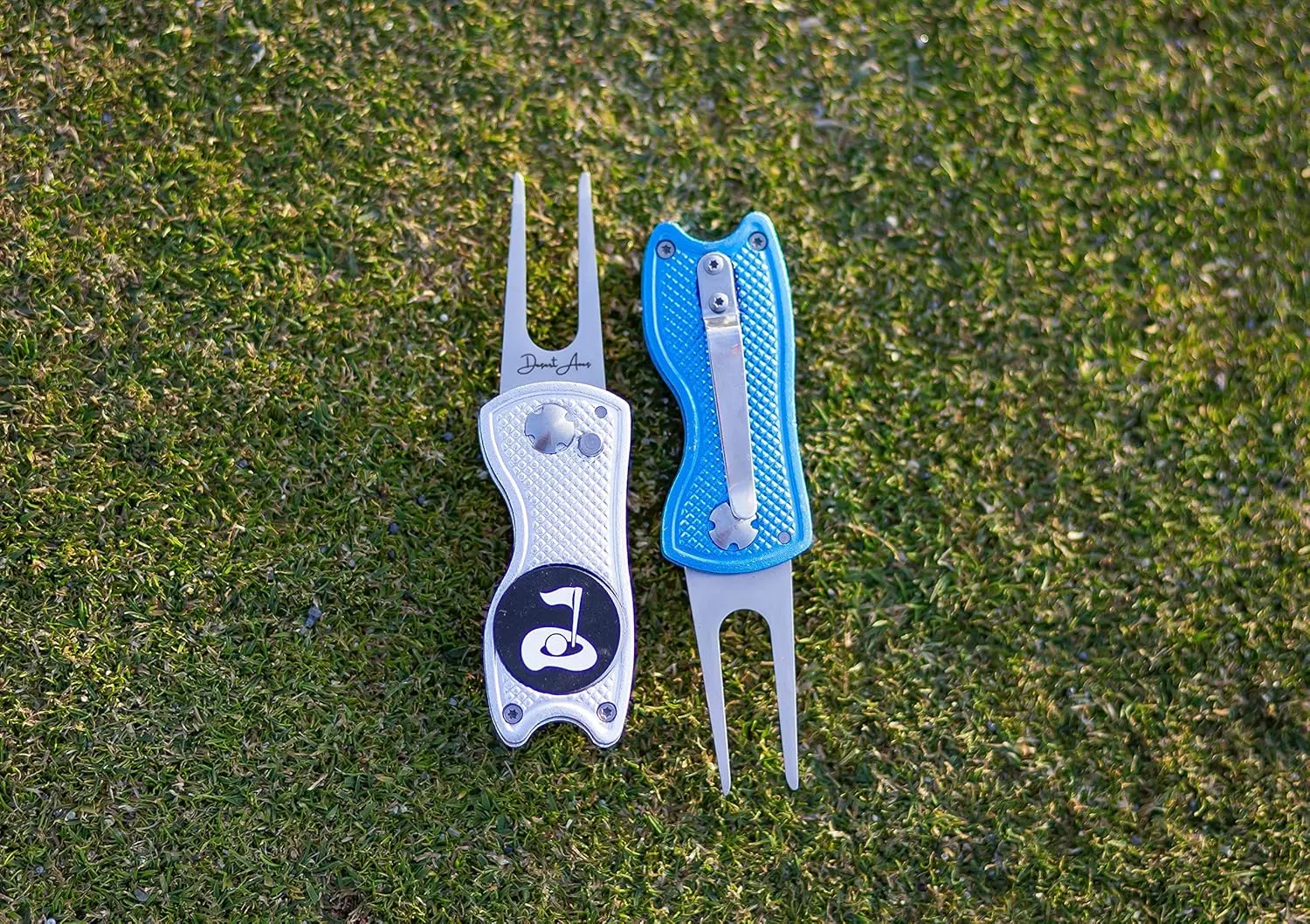Premium Golf Divot Repair Tool with Magnetic Ball Marker & Clip  Switchblade Design & Club Grip Holder  Golf Accessories & Gifts for Men  Metal Divot Tool for Greens